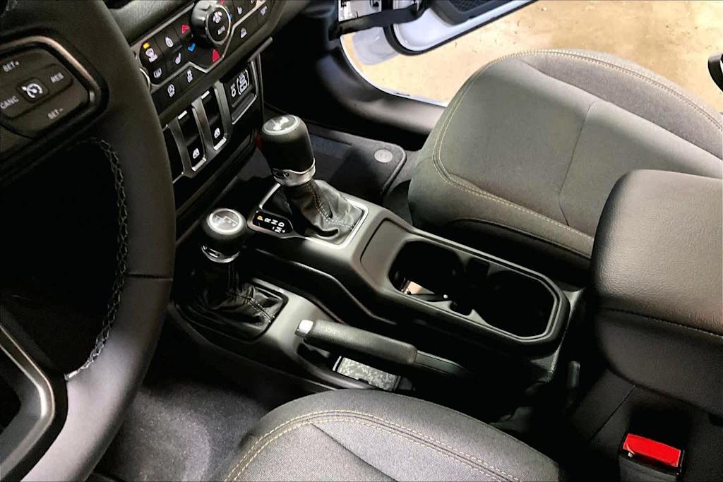 Thumbnail: 2026 Jeep Wrangler - 22