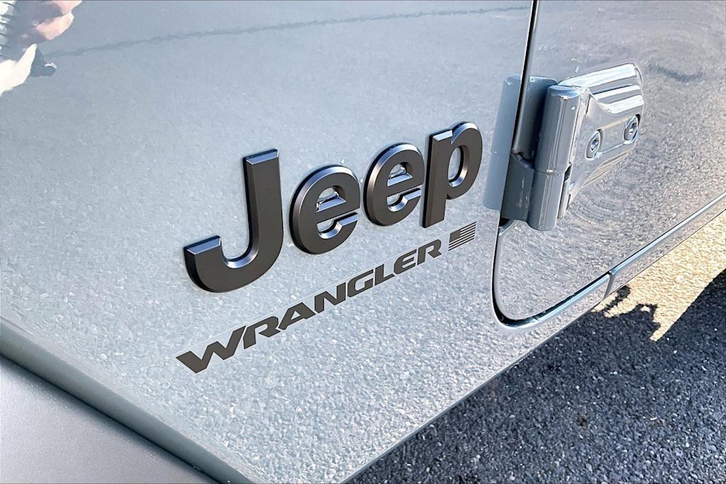 Thumbnail: 2026 Jeep Wrangler - 19