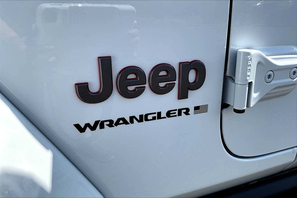 Thumbnail: 2025 Jeep Wrangler - 7