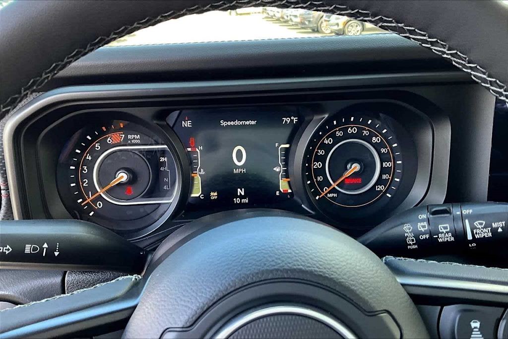 Thumbnail: 2025 Jeep Wrangler - 17