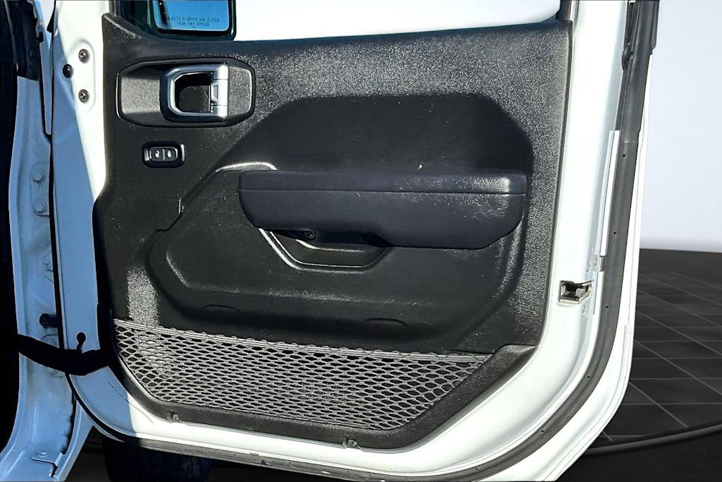 Thumbnail: 2024 Jeep Wrangler - 29