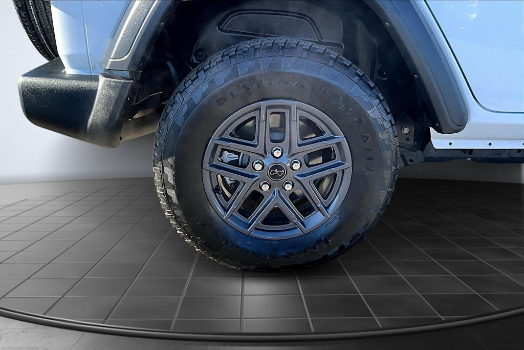 Thumbnail: 2024 Jeep Wrangler - 34