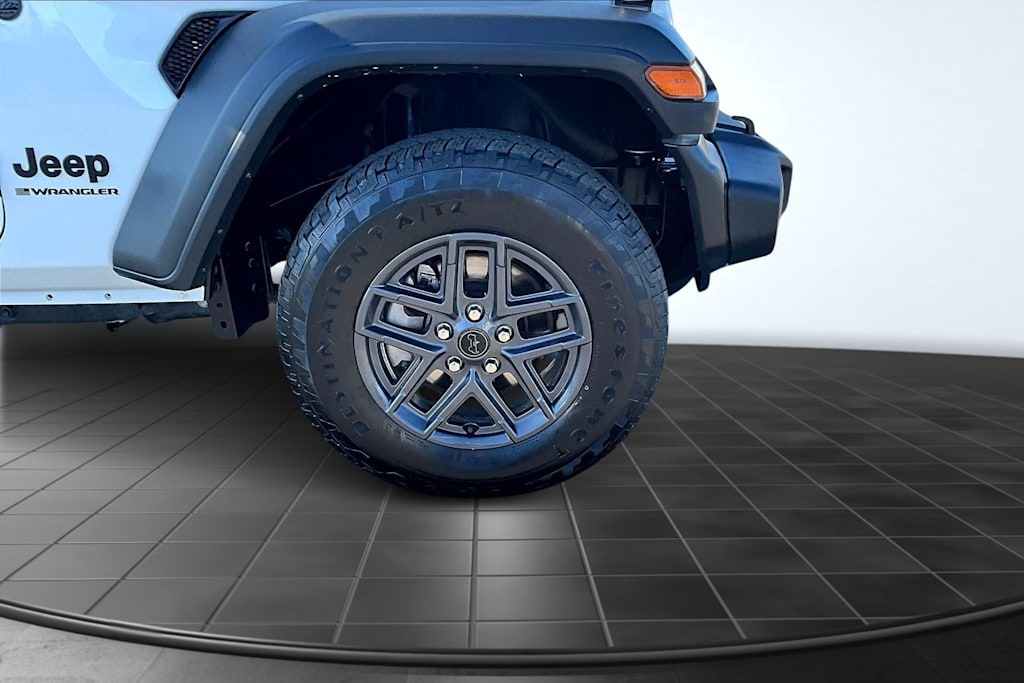 Thumbnail: 2024 Jeep Wrangler - 33