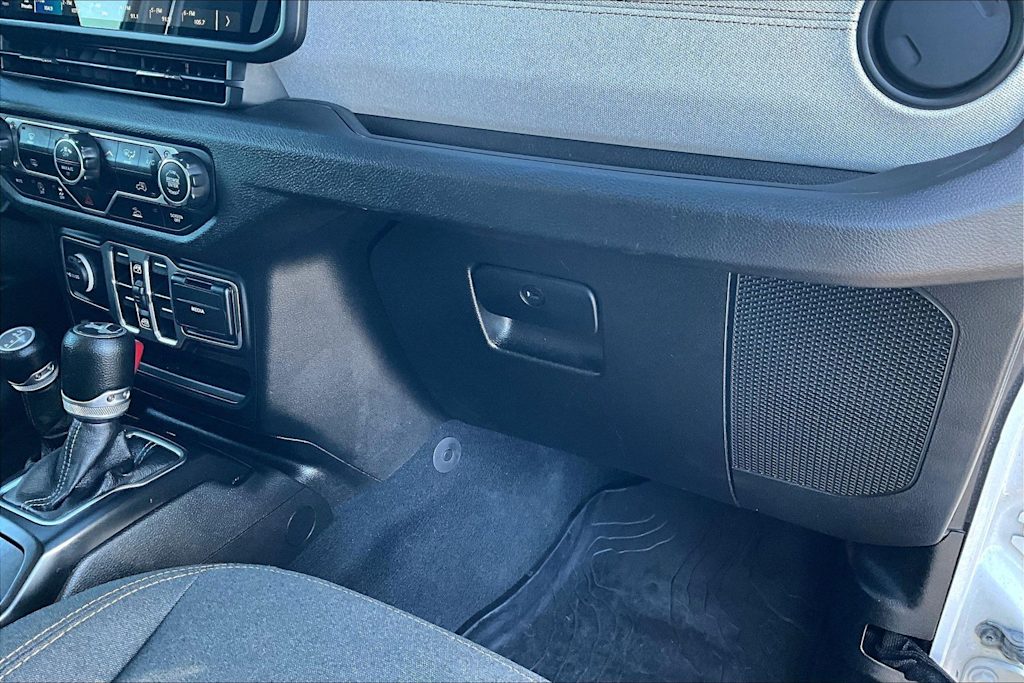 Thumbnail: 2024 Jeep Wrangler - 25