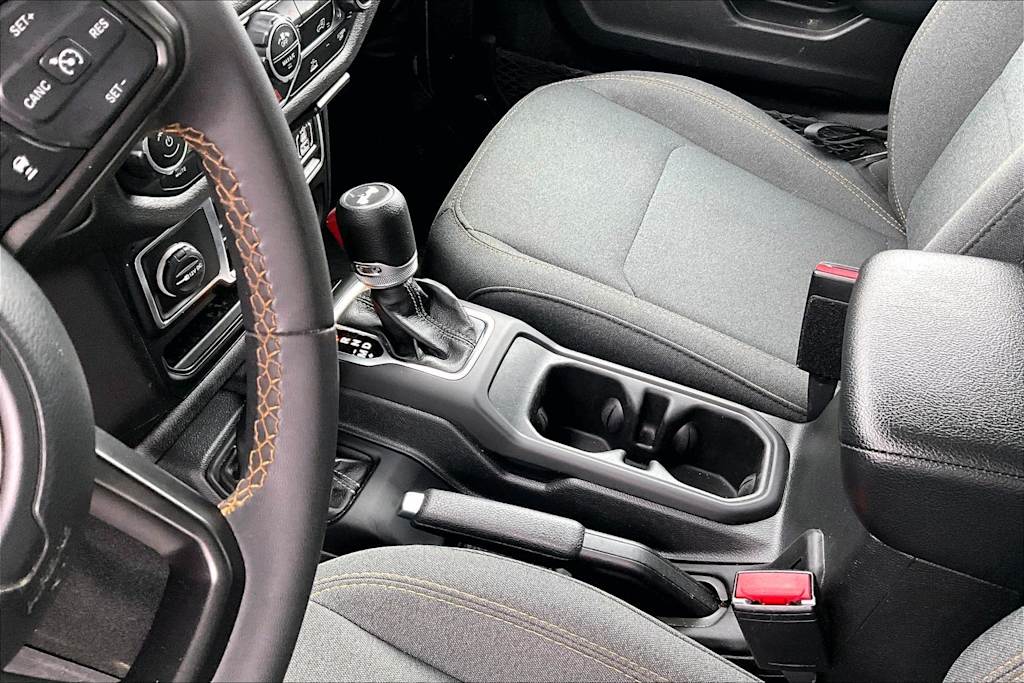 Thumbnail: 2024 Jeep Wrangler - 16