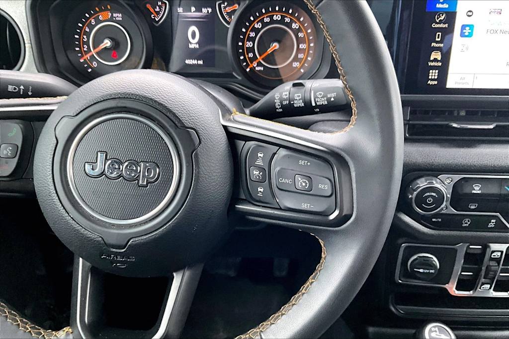 Thumbnail: 2024 Jeep Wrangler - 26
