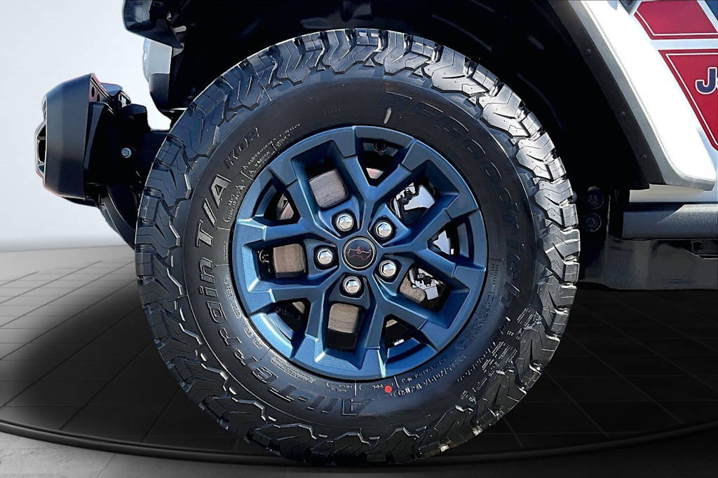 Thumbnail: 2026 Jeep Wrangler - 7