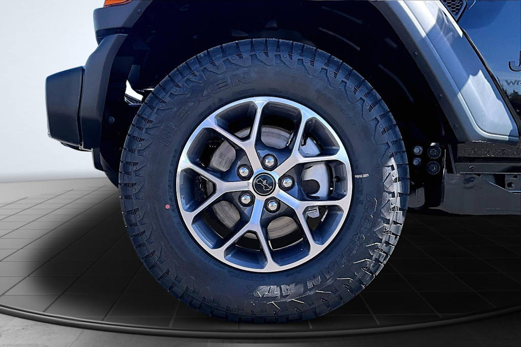 Thumbnail: 2026 Jeep Wrangler - 8