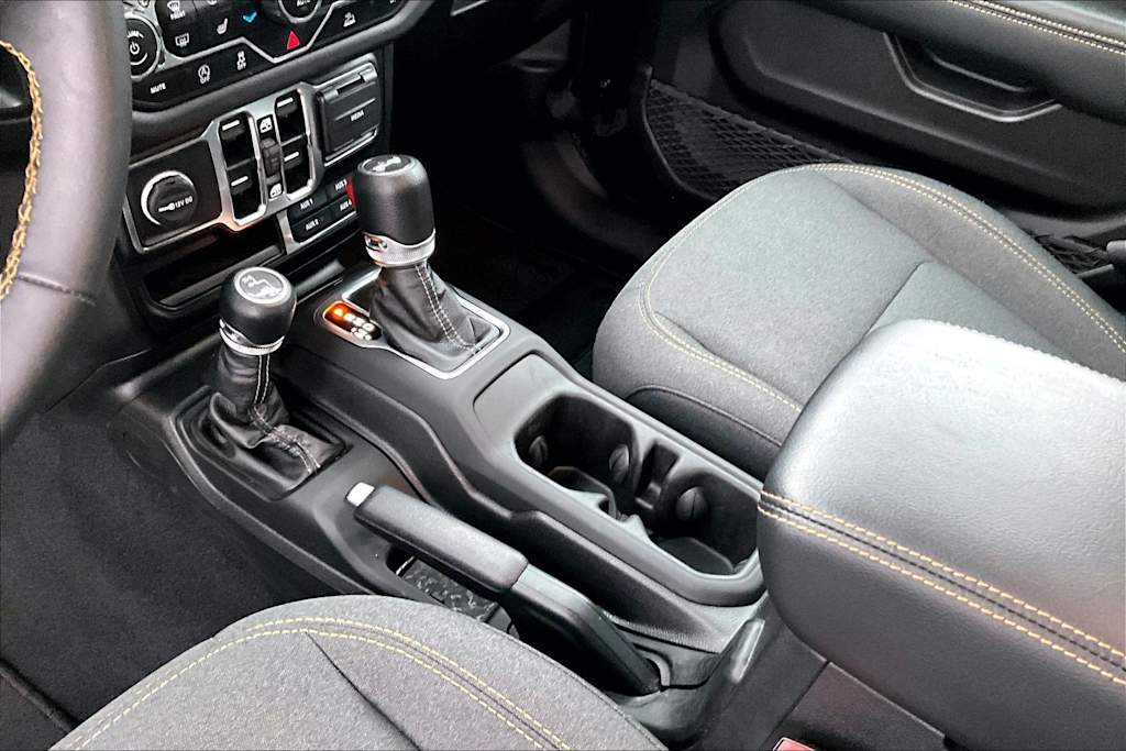 Thumbnail: 2024 Jeep Wrangler - 16