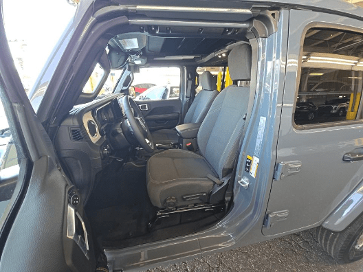 Thumbnail: 2026 Jeep Wrangler - 5