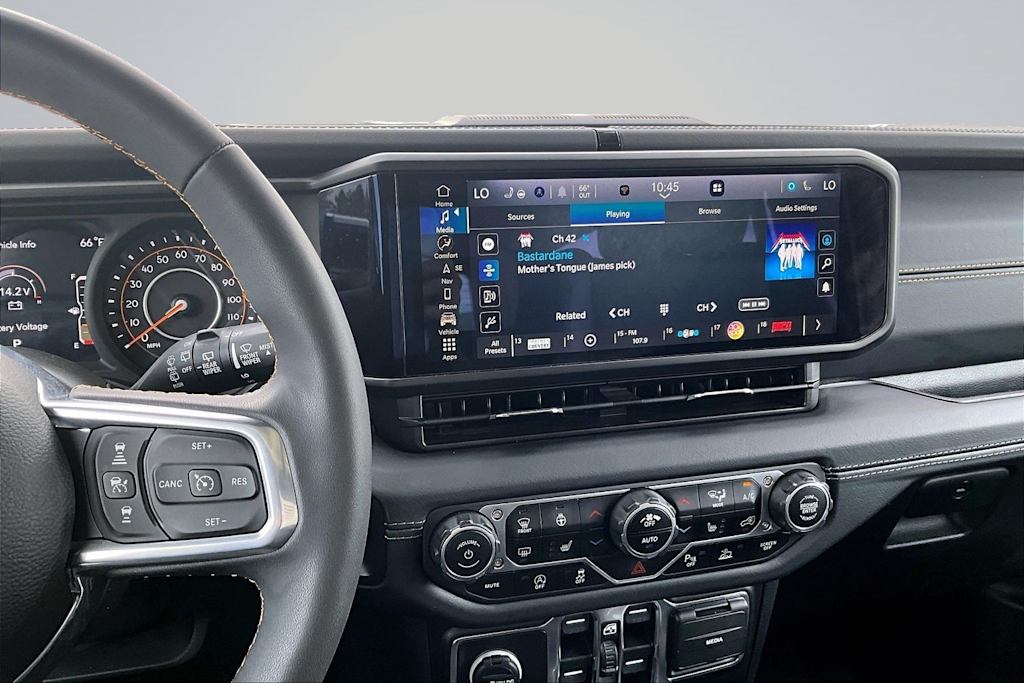 Thumbnail: 2024 Jeep Wrangler - 16