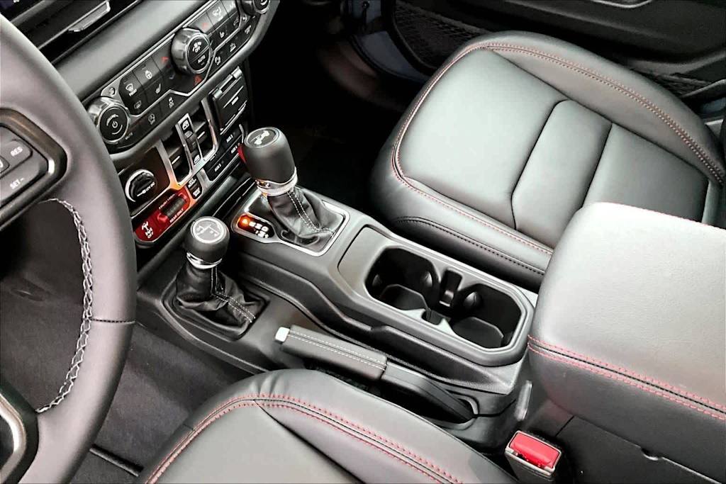 Thumbnail: 2026 Jeep Wrangler - 16