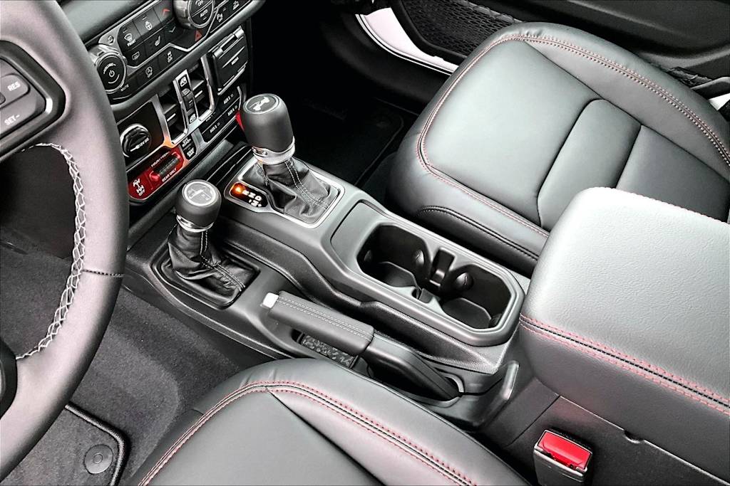 Thumbnail: 2026 Jeep Wrangler - 16