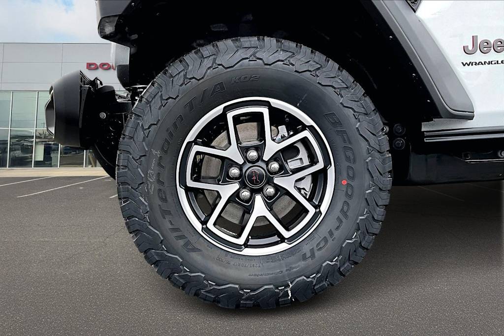 Thumbnail: 2026 Jeep Wrangler - 8