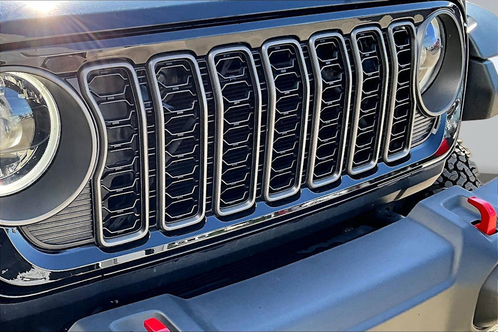 Thumbnail: 2025 Jeep Wrangler - 33