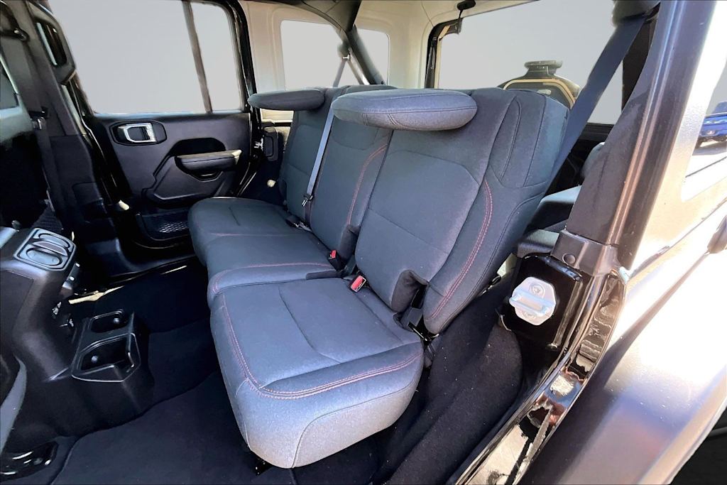 Thumbnail: 2025 Jeep Wrangler - 21