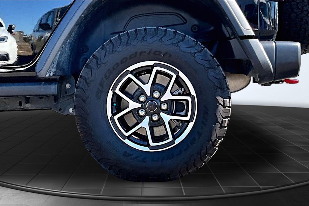 Thumbnail: 2025 Jeep Wrangler - 36