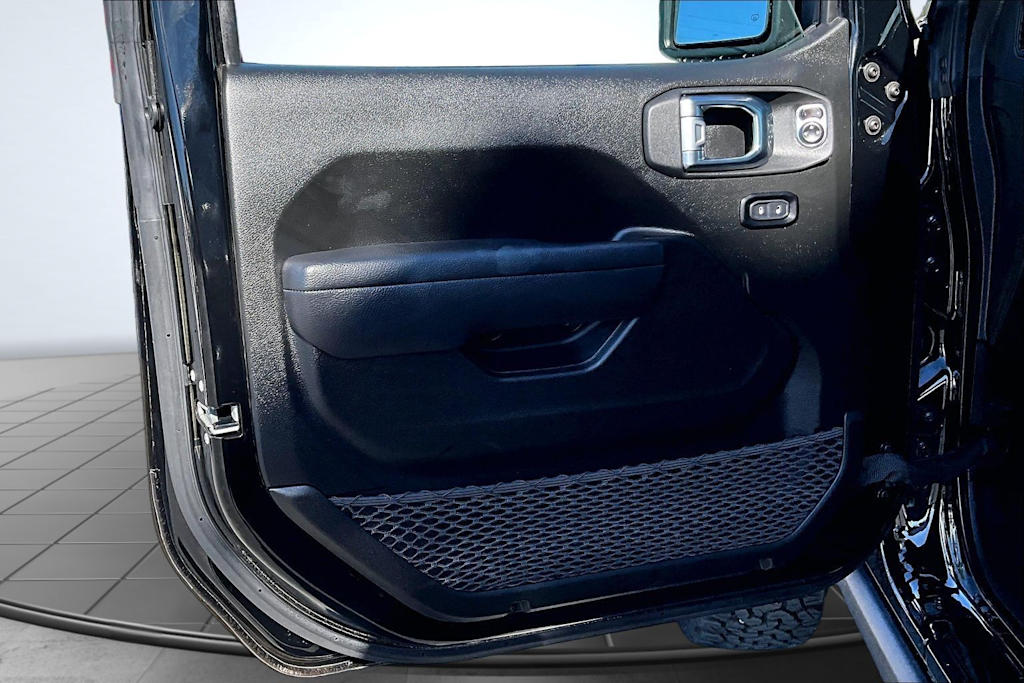 Thumbnail: 2025 Jeep Wrangler - 28