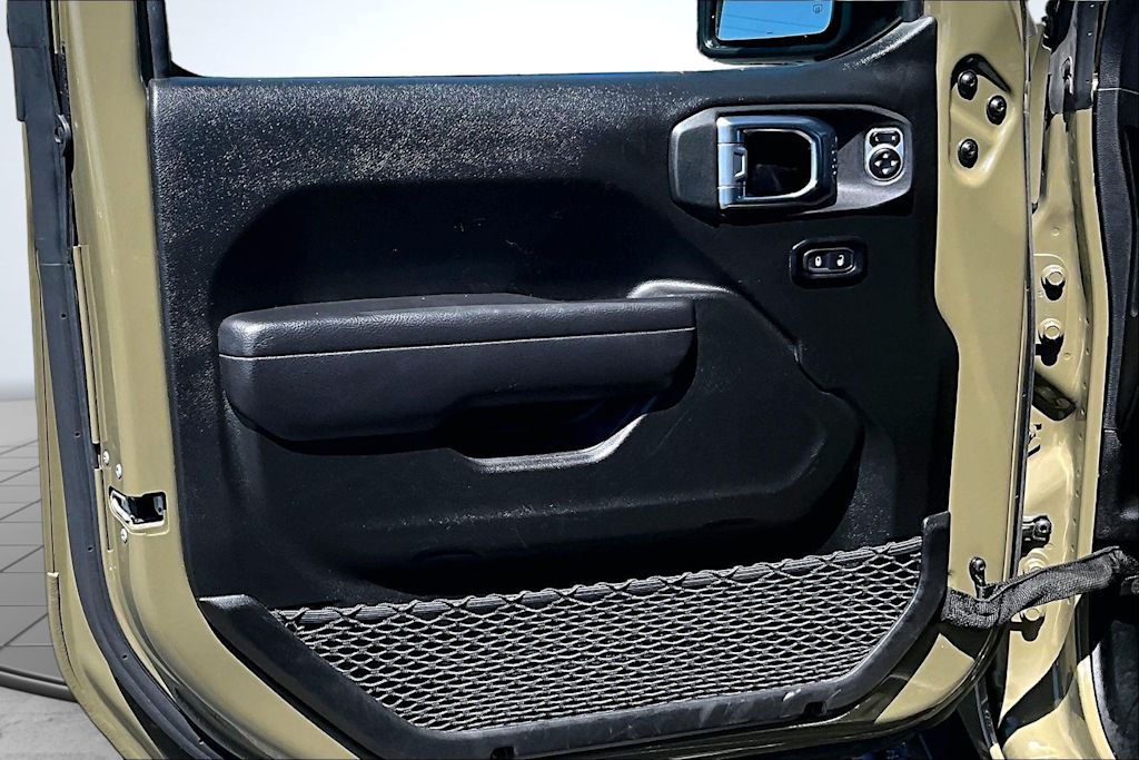 Thumbnail: 2025 Jeep Wrangler - 28