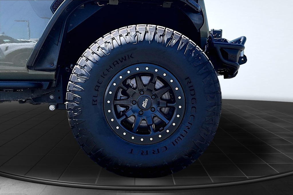 Thumbnail: 2025 Jeep Wrangler - 34