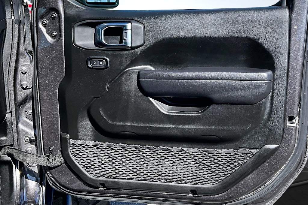 Thumbnail: 2025 Jeep Wrangler - 30