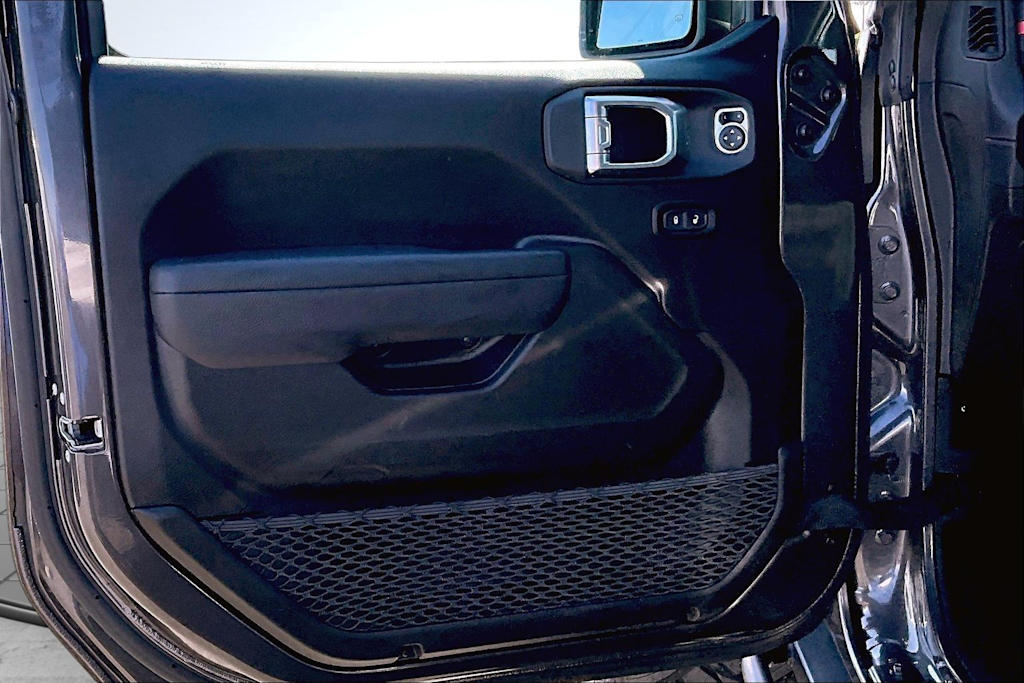Thumbnail: 2025 Jeep Wrangler - 29