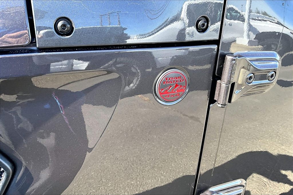 Thumbnail: 2025 Jeep Wrangler - 19