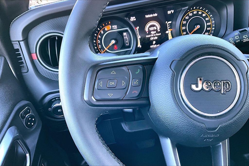 Thumbnail: 2025 Jeep Wrangler - 26