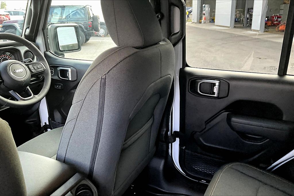 Thumbnail: 2025 Jeep Wrangler - 11