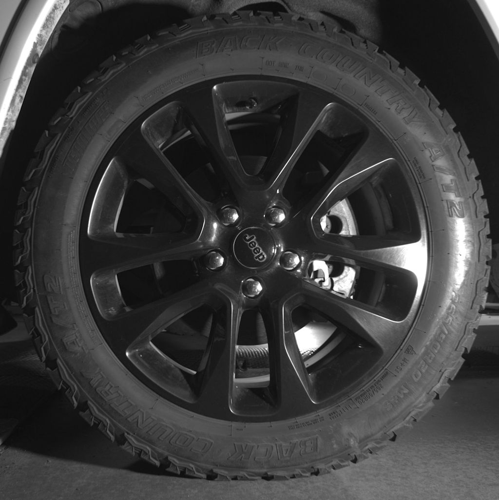 Thumbnail: 2020 Jeep Grand Cherokee - 6