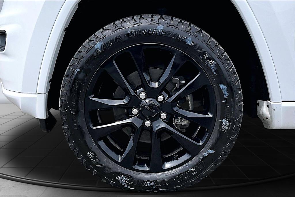 Thumbnail: 2020 Jeep Grand Cherokee - 8