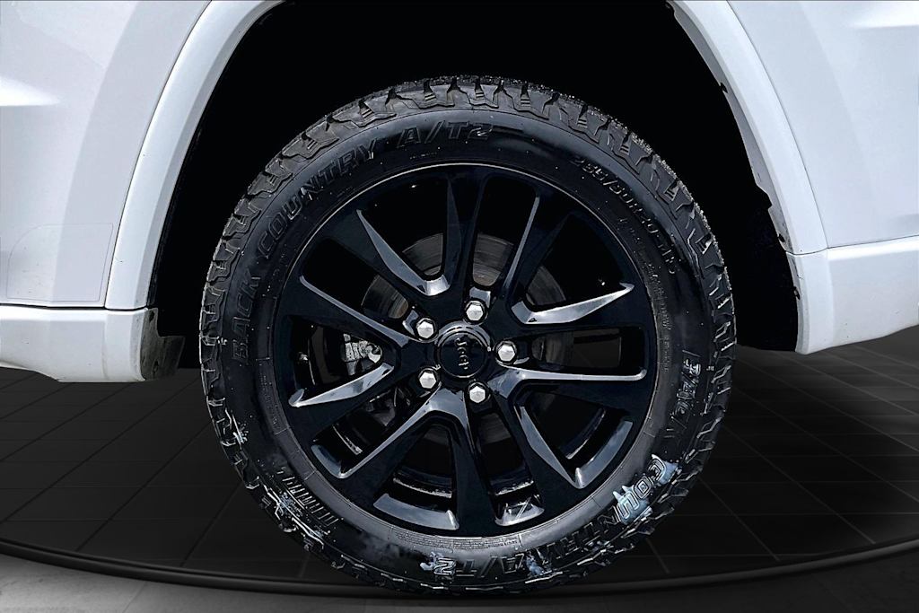 Thumbnail: 2020 Jeep Grand Cherokee - 35