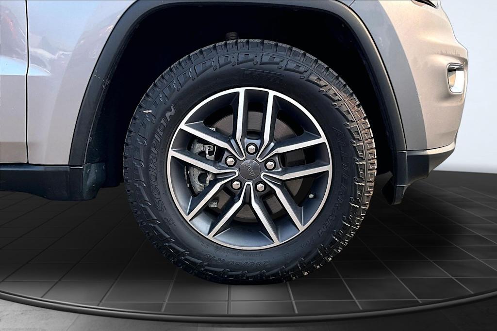 Thumbnail: 2021 Jeep Grand Cherokee - 34