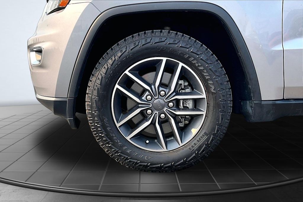 Thumbnail: 2021 Jeep Grand Cherokee - 8