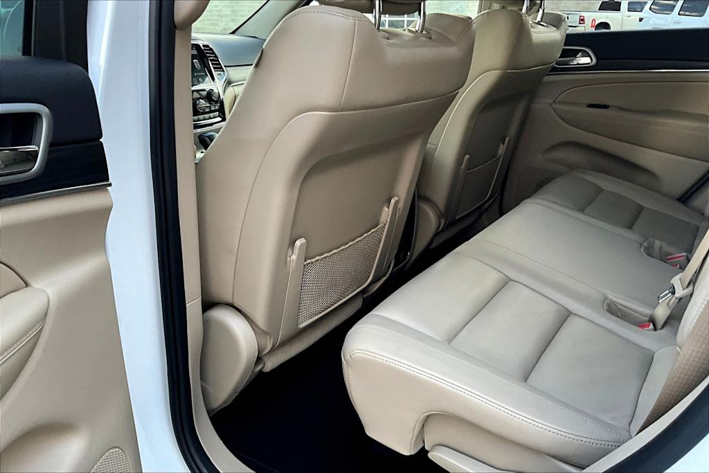 Thumbnail: 2021 Jeep Grand Cherokee - 12