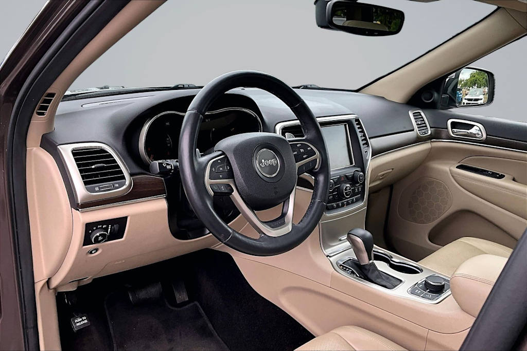 Thumbnail: 2017 Jeep Grand Cherokee - 2