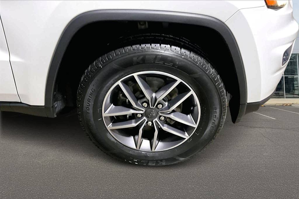 Thumbnail: 2020 Jeep Grand Cherokee - 34