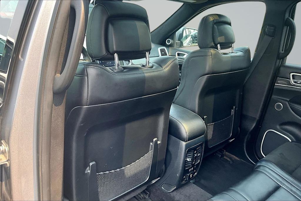 Thumbnail: 2018 Jeep Grand Cherokee - 13
