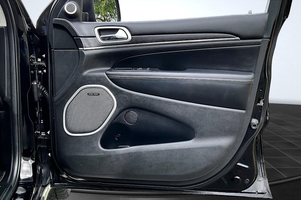 Thumbnail: 2019 Jeep Grand Cherokee - 30