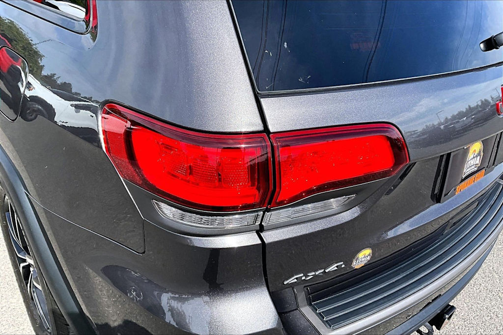 Thumbnail: 2020 Jeep Grand Cherokee - 33
