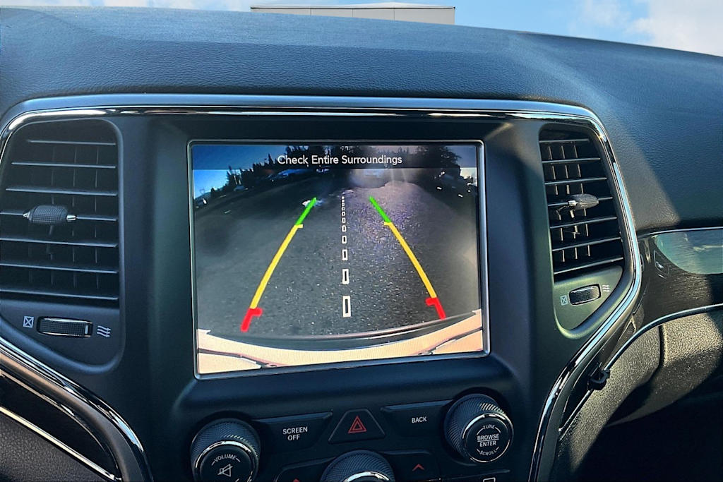 Thumbnail: 2017 Jeep Grand Cherokee - 15