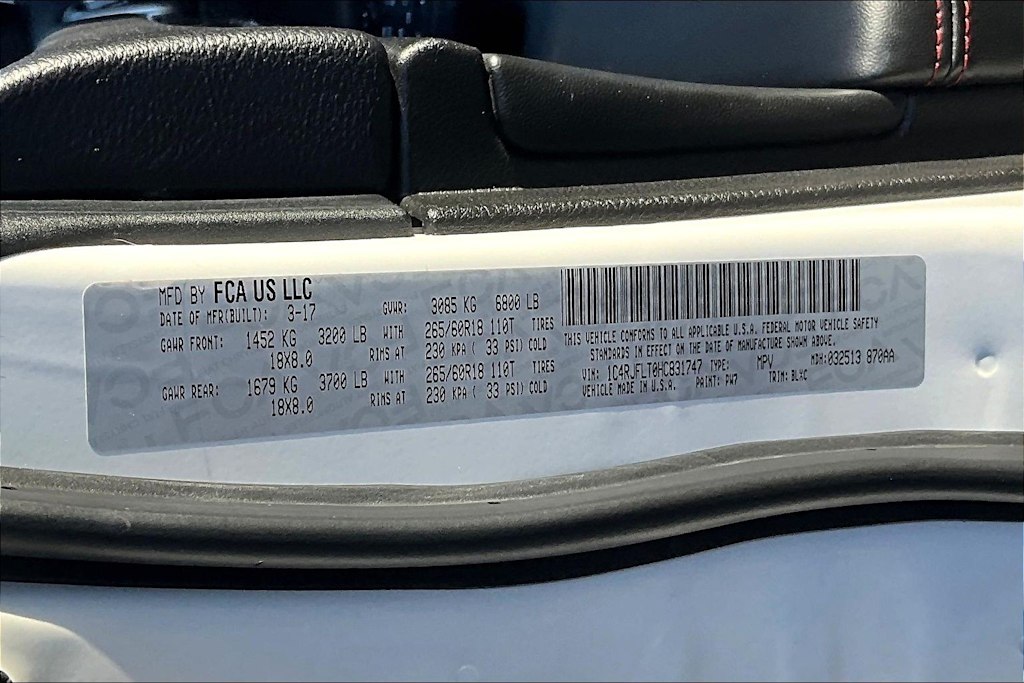 Thumbnail: 2017 Jeep Grand Cherokee - 19