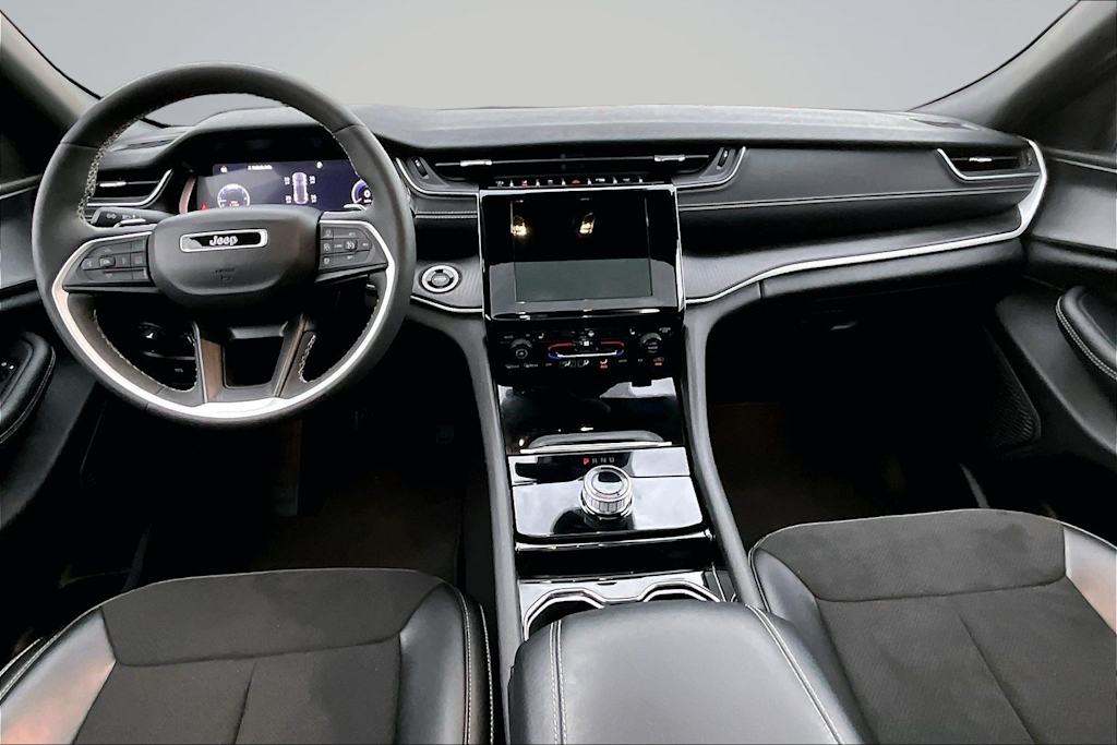 Thumbnail: 2023 Jeep Grand Cherokee - 9