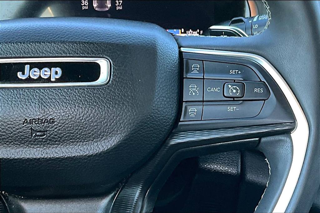 Thumbnail: 2024 Jeep Grand Cherokee - 27