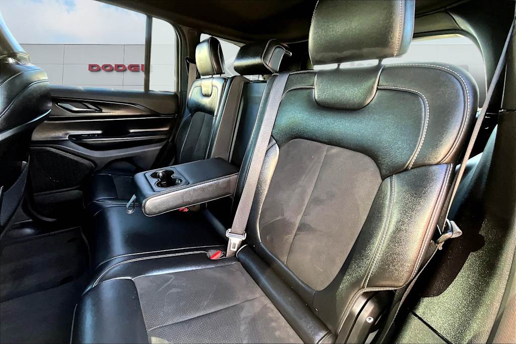 Thumbnail: 2024 Jeep Grand Cherokee - 20