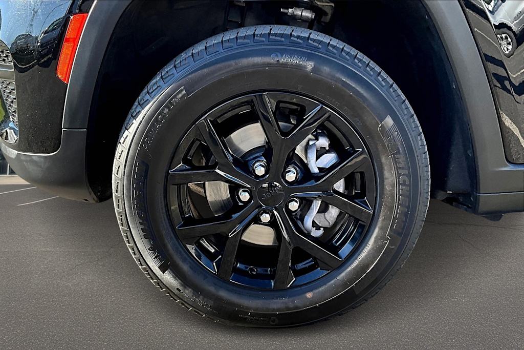 Thumbnail: 2024 Jeep Grand Cherokee - 7