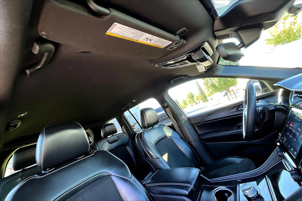 Thumbnail: 2024 Jeep Grand Cherokee - 30