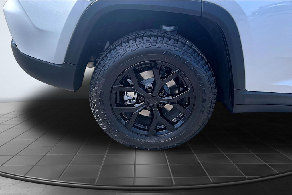 Thumbnail: 2024 Jeep Grand Cherokee - 35
