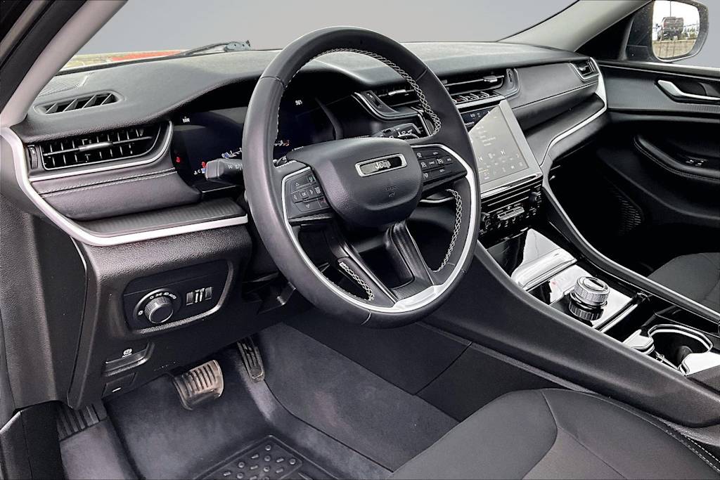 Thumbnail: 2023 Jeep Grand Cherokee - 2