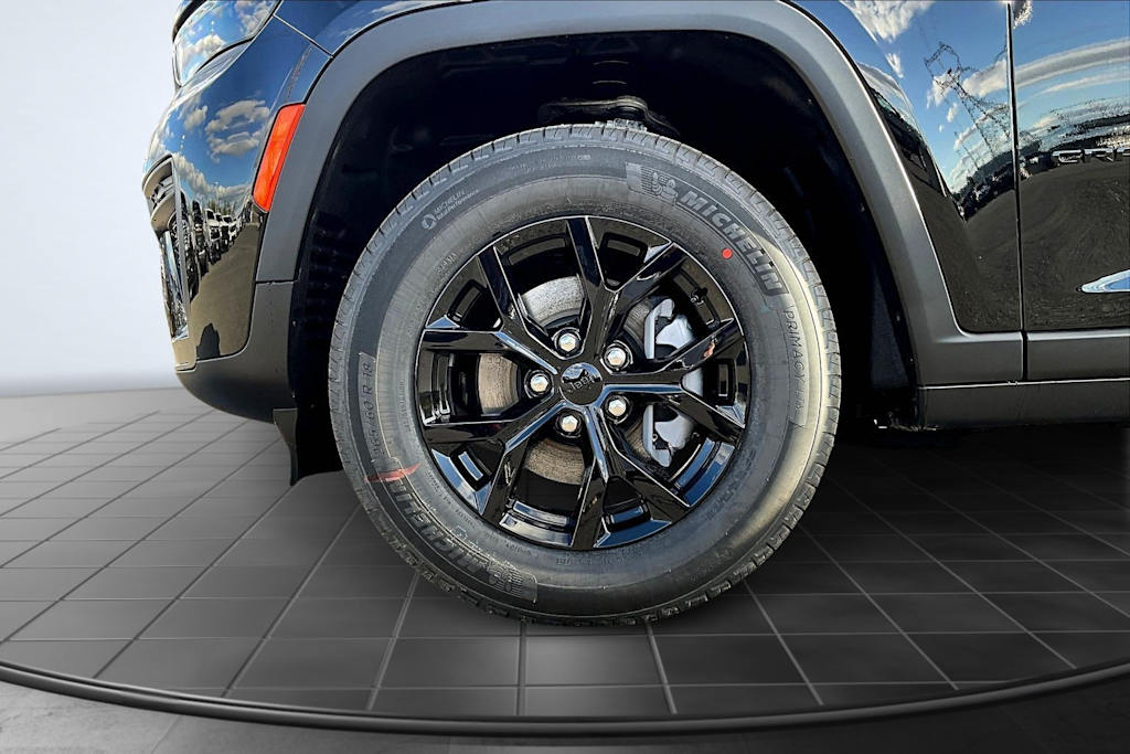 Thumbnail: 2026 Jeep Grand Cherokee - 7